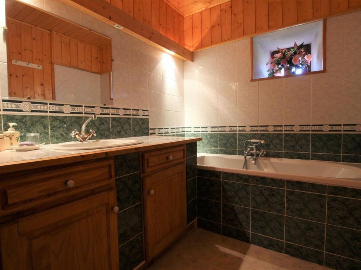 Maison De Charme Xviiie Sur Chemin St-Jacques, Proche Le Puy-En-Velay, Ideale Familles Et Randonneurs - Fr-1-582-298 Bains Eksteriør billede